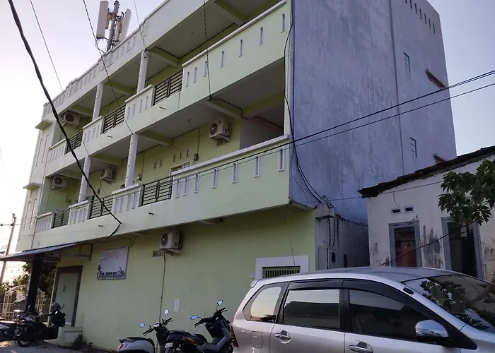 Hotel O Penginapan Permata Hijau Syariah Near Bukit Teletubbies